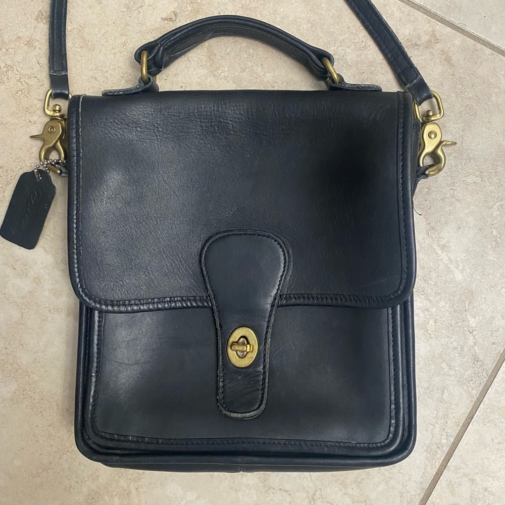 Vintage COACH Black Leather Station Bag